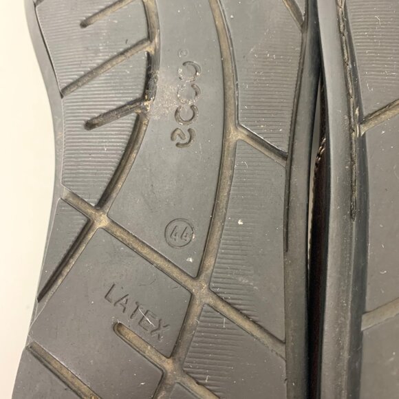 Ecco Men’s Classic 2.0 Moc in Coffee Brown Old Money Leather Loafers - Size 10 - Picture 8 of 9